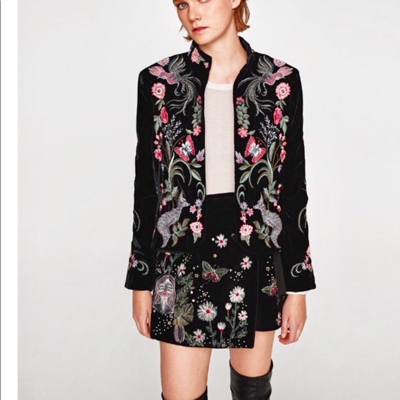 BNWT Zara Collection Velvet Jacket - Picture 5 of 7